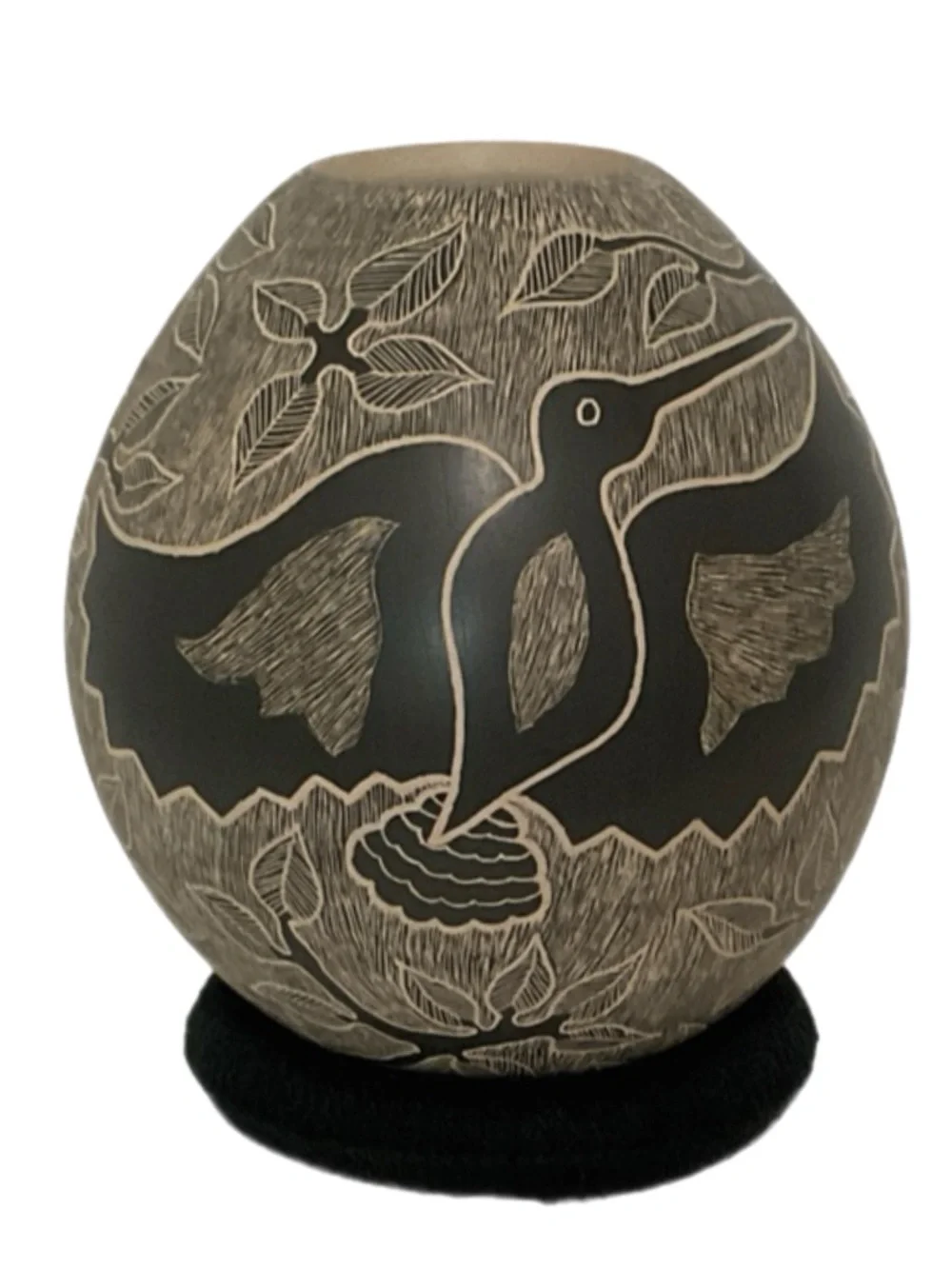 Mata Ortiz Sgraffito Olla / Pot / Vase - Signed by Lorenza de Quezada